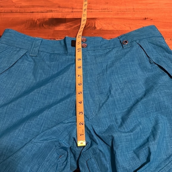 RPZN Canadian snowboard pants, size large - Picture 7 of 9